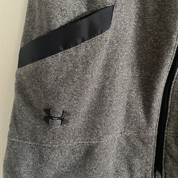 Under Armour vest - Picture 4 of 5